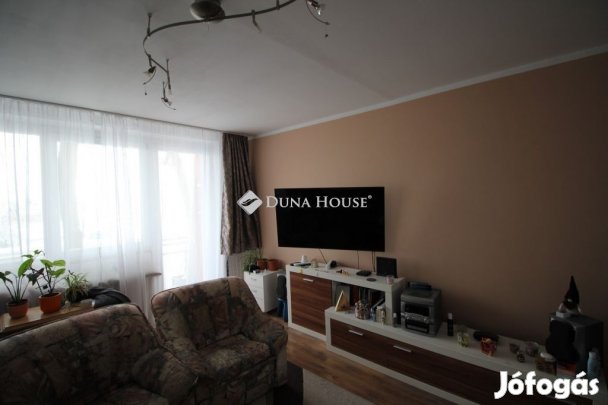 Kecskeméti 63 nm-es lakás eladó