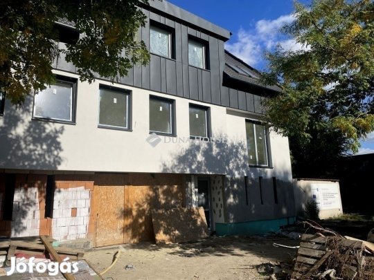 Kecskeméti 82 nm-es lakás eladó