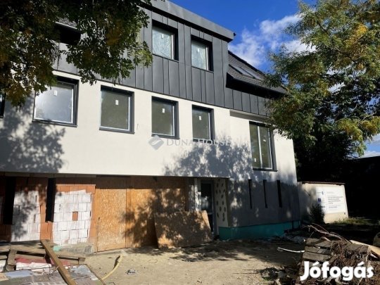 Kecskeméti 82 nm-es lakás eladó