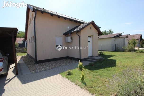 Kecskeméti eladó 120 nm-es ház