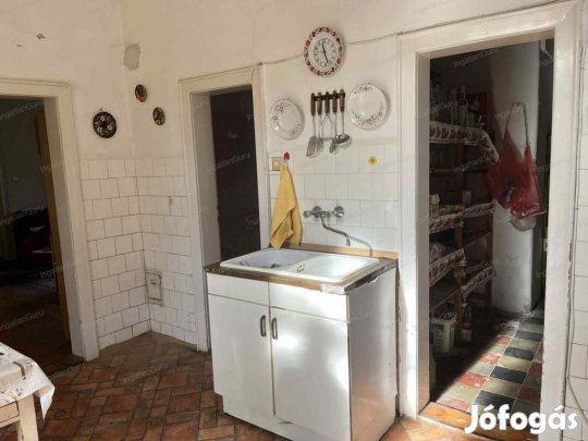 Kecskeméti eladó 120 nm-es ház