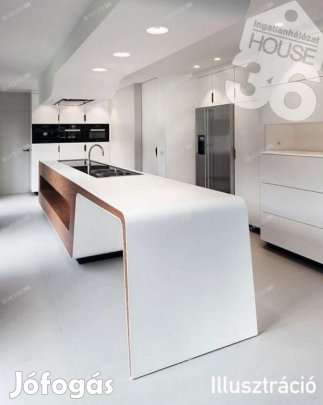 Kecskeméti eladó 122 nm-es lakás