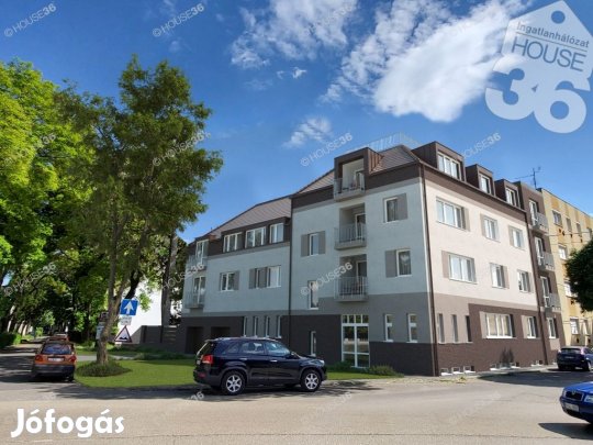 Kecskeméti eladó 122 nm-es lakás