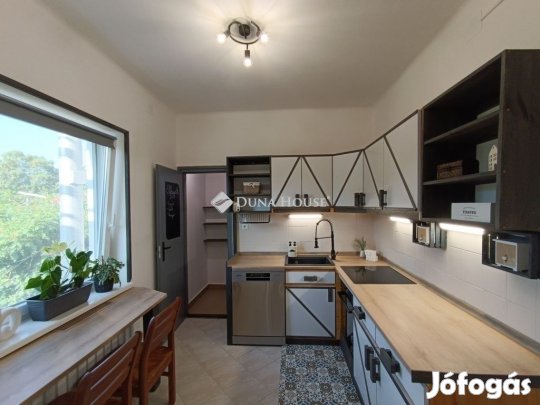 Kecskeméti eladó 135 nm-es ház