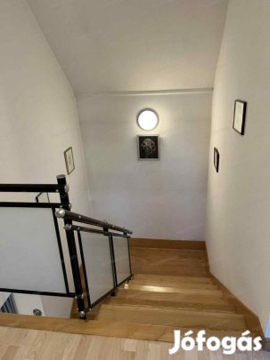 Kecskeméti eladó 180 nm-es ház