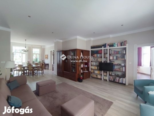 Kecskeméti eladó 190 nm-es ház