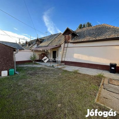 Kecskeméti eladó 40 nm-es ház