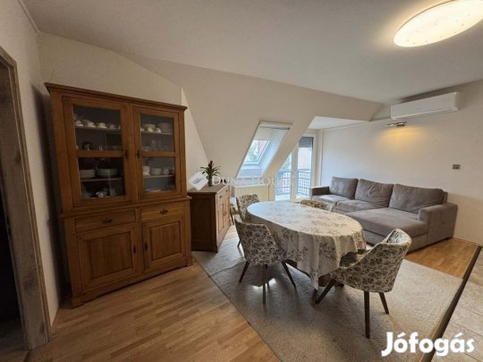 Kecskeméti eladó 58 nm-es lakás