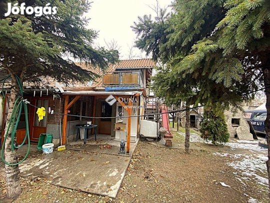 Kecskeméti eladó 60 nm-es ház