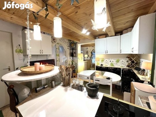 Kecskeméti eladó 61 nm-es ház