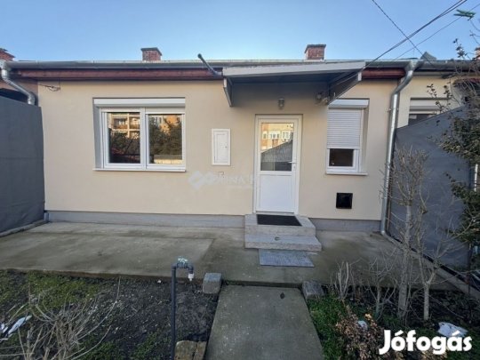 Kecskeméti eladó 62 nm-es ház