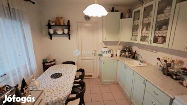 Kecskeméti eladó 74 nm-es lakás