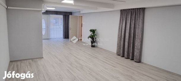 Kecskeméti eladó 81 nm-es lakás