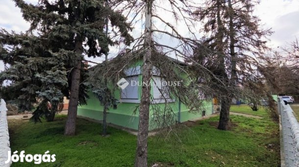 Kecskeméti eladó 90 nm-es ház