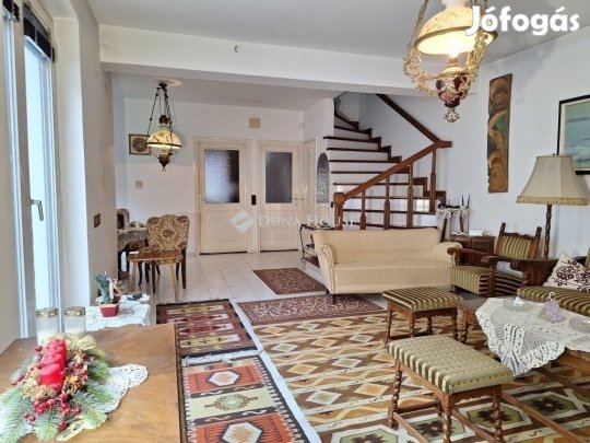 Kecskeméti eladó 99 nm-es ház