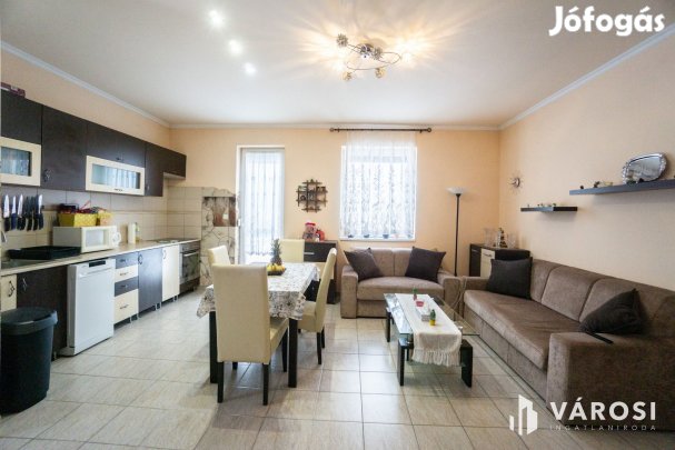 Kedves kis családi ház, nyugodt helyen!