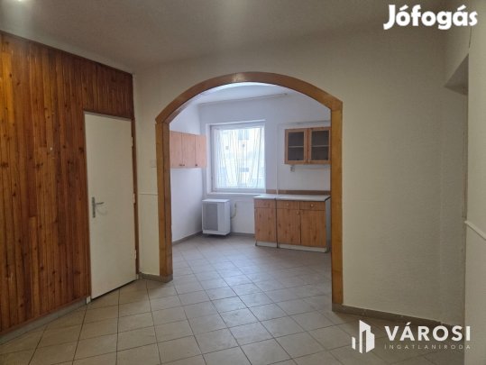 Kedvező árú, 68 nm-es vásártéri lakás