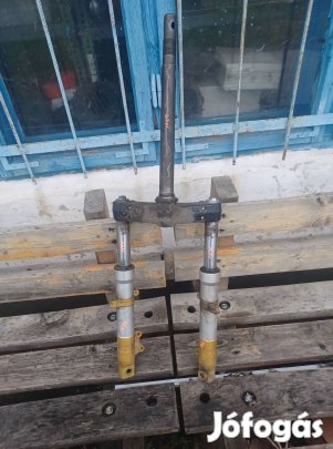 Keeway Arn első teleszkóp