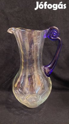 Kék fülű üveg kancsó