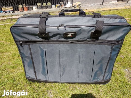 Kék gurulós bőrönd 70 cm x 50 cm x 22 cm