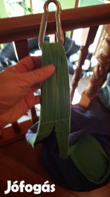 Kék gyermek csepphinta