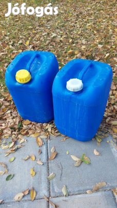 Kék kanna 30l 2db egyben eladó 3400Ft Veszprém