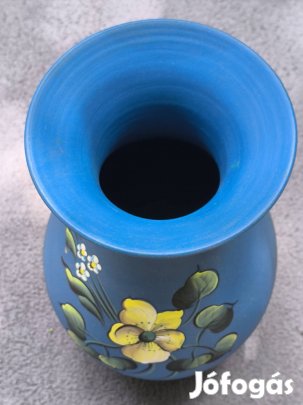 Kék kerámia váza 