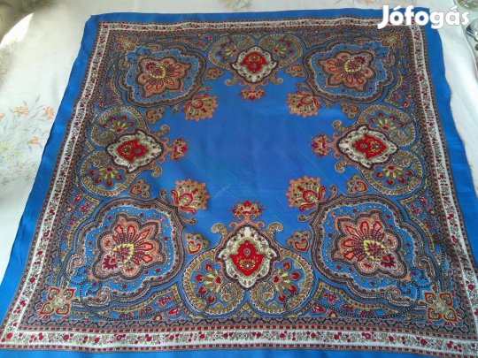 Kék mintás női kendő, sál eladó