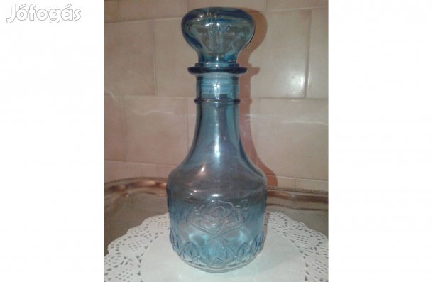 Kék színű ecet- vagy olajtároló dugóval 990,-Ft