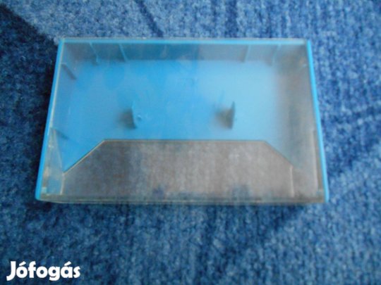 Kék színű kazettatok