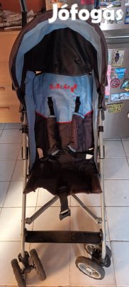 Kék színű összecsukható babakocsi