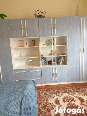 Kék színű szekrénysor