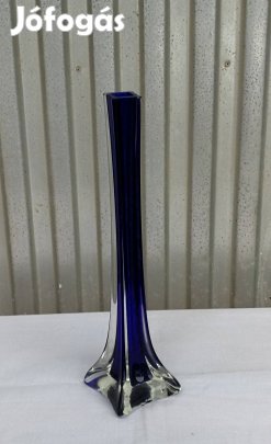 Kék színű üveg váza