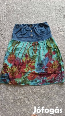 Kék virágmintás pánt nélküli felső