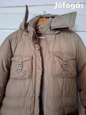 Keki színű térd alatti kabát L-es