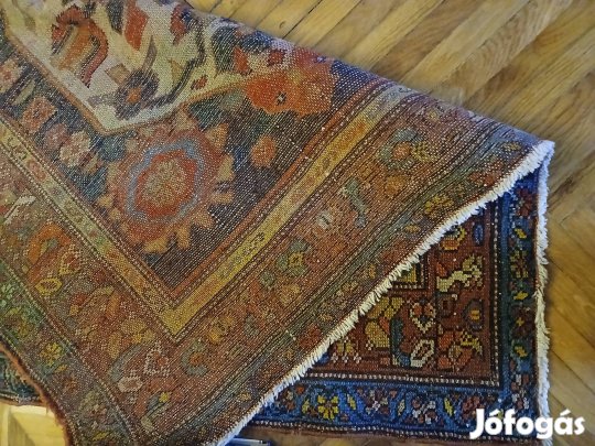 Keleti kézicsomozású szőnyeg