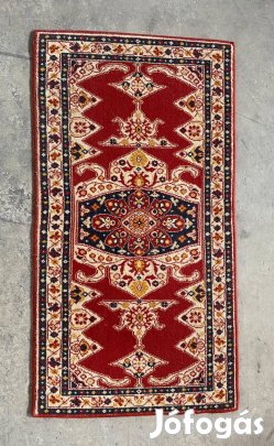 Keleti mintás gyapjú szőnyeg