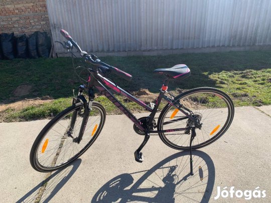 Kellys Clea 30 női cross kerékpár