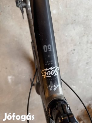 Kellys soot 50 gravel kerékpár