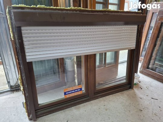 Keményfa ablak redőnnyel 193×142