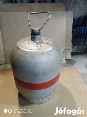 Kemping gázpalack .