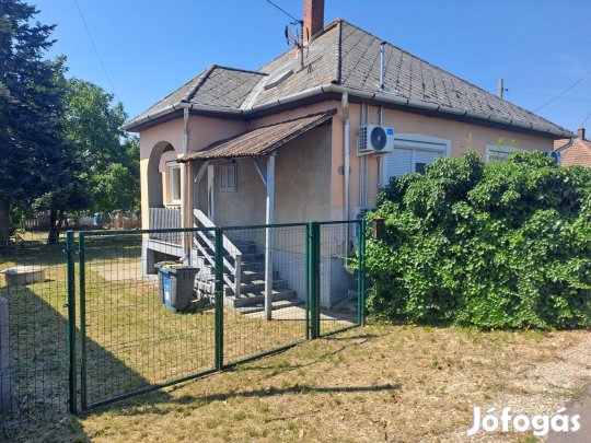 Kényelem és stílus egy helyen Kiadó ház Cégeknek, Magánszemélynek