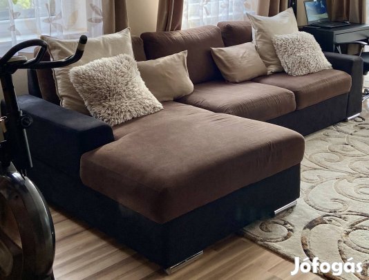 Kényelmes, nagy méretű sarokkanapé eladó - azonnal vihető!