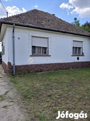 Kényelmes családi otthon keresi új tulajdonosát