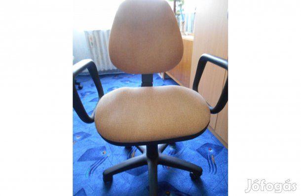 Kényelmes forgószék