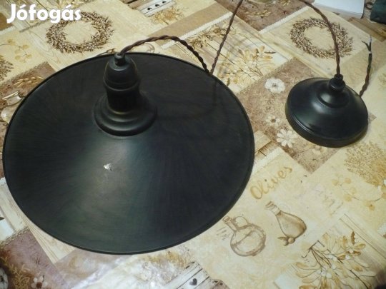 Képen látható vintage mennyezeti lámpa