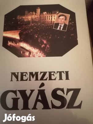 Képes albumok Antall József életéről és haláláról 