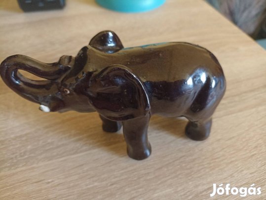 Kerámia elefánt 1941-ből
