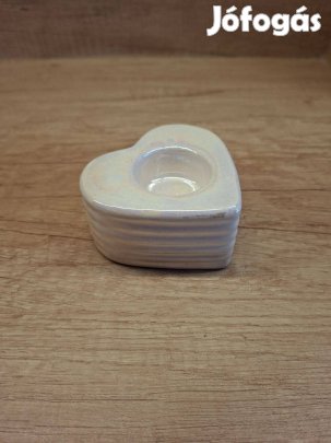 Kerámia fehér irizáló szív alakú gyertyatartó eladó Pécsen