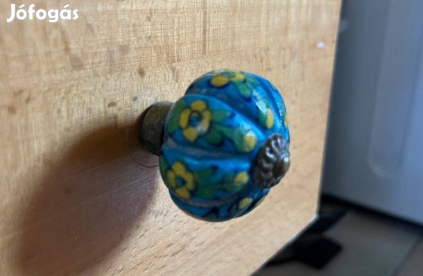 Kerámia fiók fogantyú, bútorgomb (8 darab különböző)
